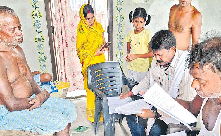 Bihar-Elections-Vote-Touris.jpg