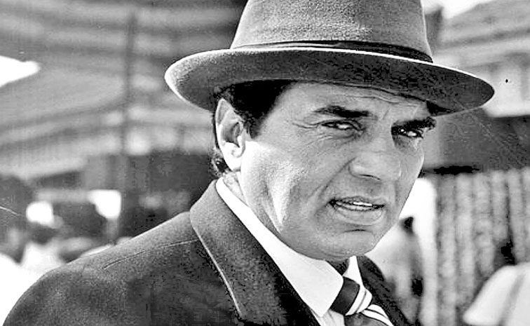 Dharmendra---5.jpg