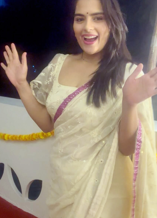 Kavya_20Kalyanram13.jpg 14