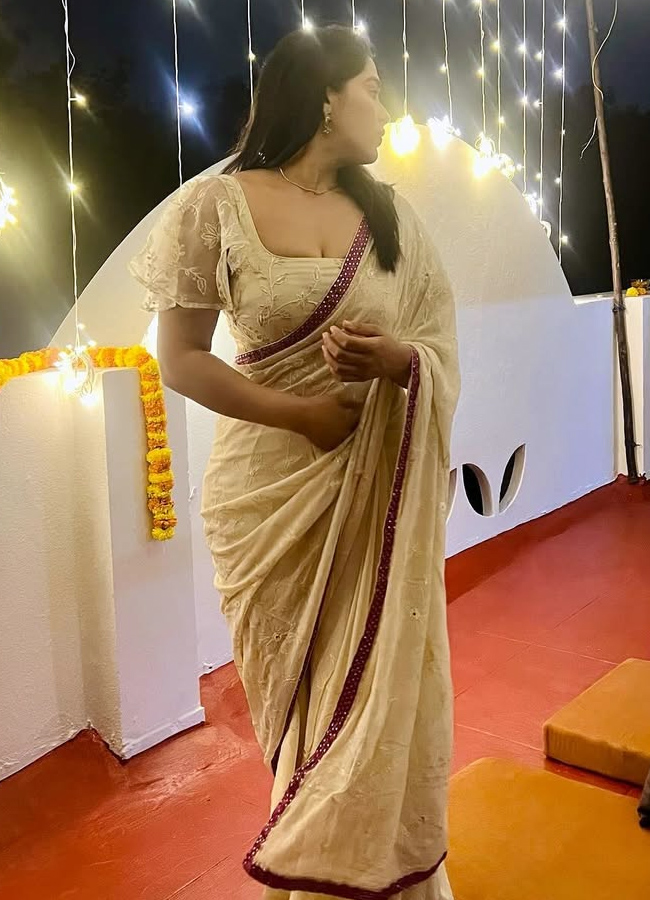 Kavya_20Kalyanram15.jpg 16