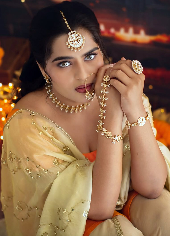 Kavya_20Kalyanram3.jpg 4
