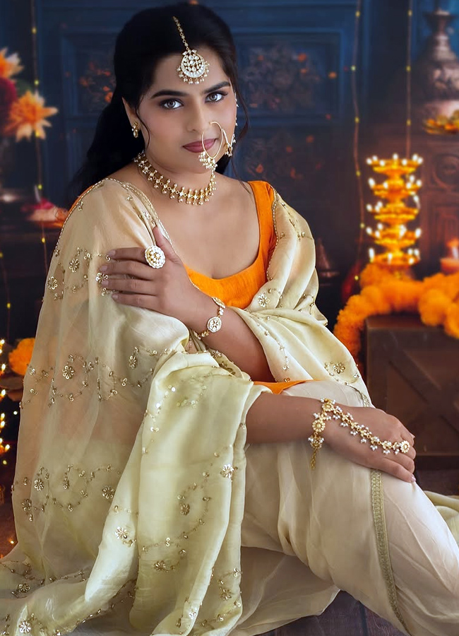 Kavya_20Kalyanram5.jpg 6