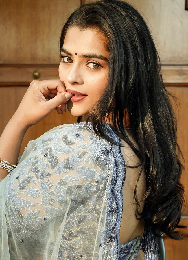 Kavya_20Kalyanram6.jpg 7