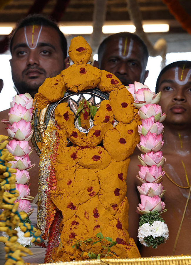 Tiruchanoor_20Panchami_20Theertham_20Photos__20_2816_29.jpg 16
