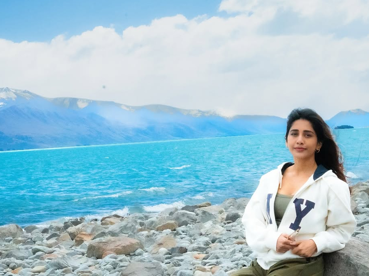 Actress_20Nabha_20Natesh_20Enjoying_20New_20zealand_20Trip_20Photos_20_288_29.jpg 8
