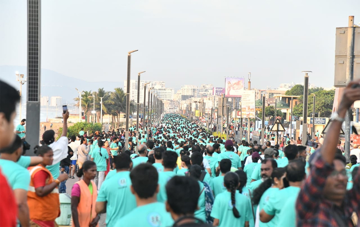 Vizag_20Marathon_20Rally_20Photos__20_2810_29.jpg 10