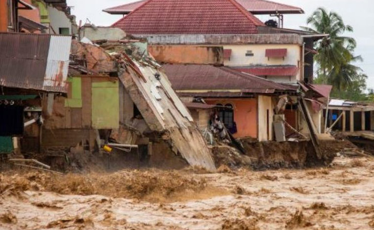floods123.jpg
