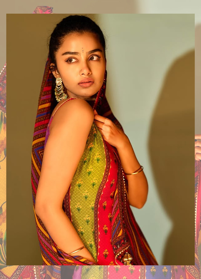Anupama8_0.jpg 9
