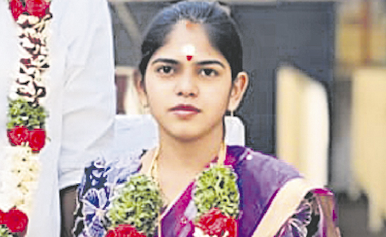 ias-d.jpg
