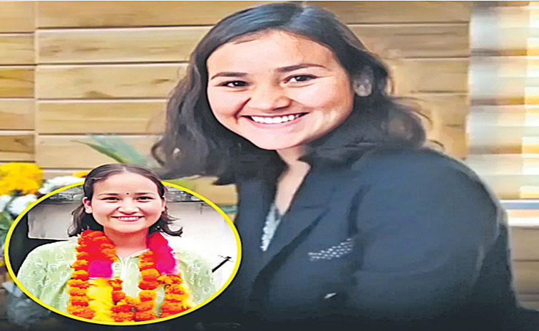 sakshi-rawat.jpg