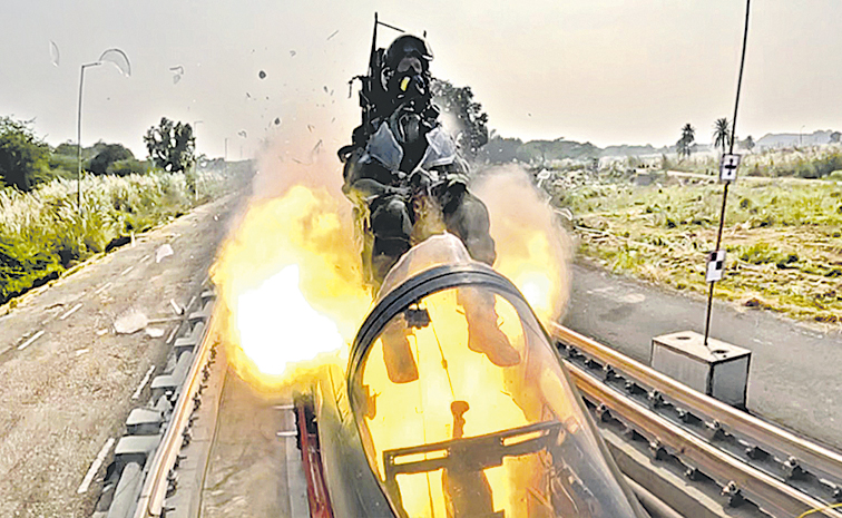 ROCKET-SLED-TEST.jpg