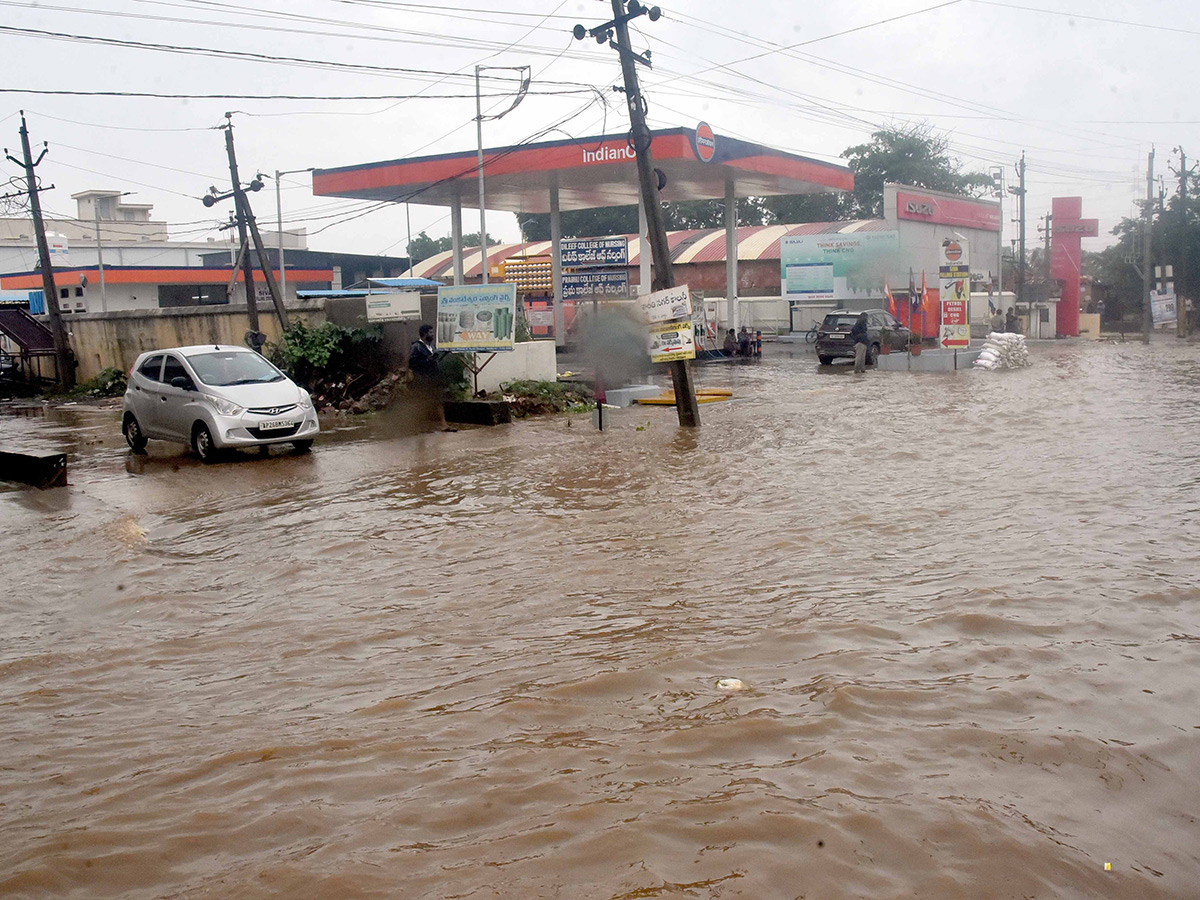 Cyclone_20Ditwah_20_20Heavy_20Rains_20in_20Nellore_20Photos__20_289_29.jpg 9