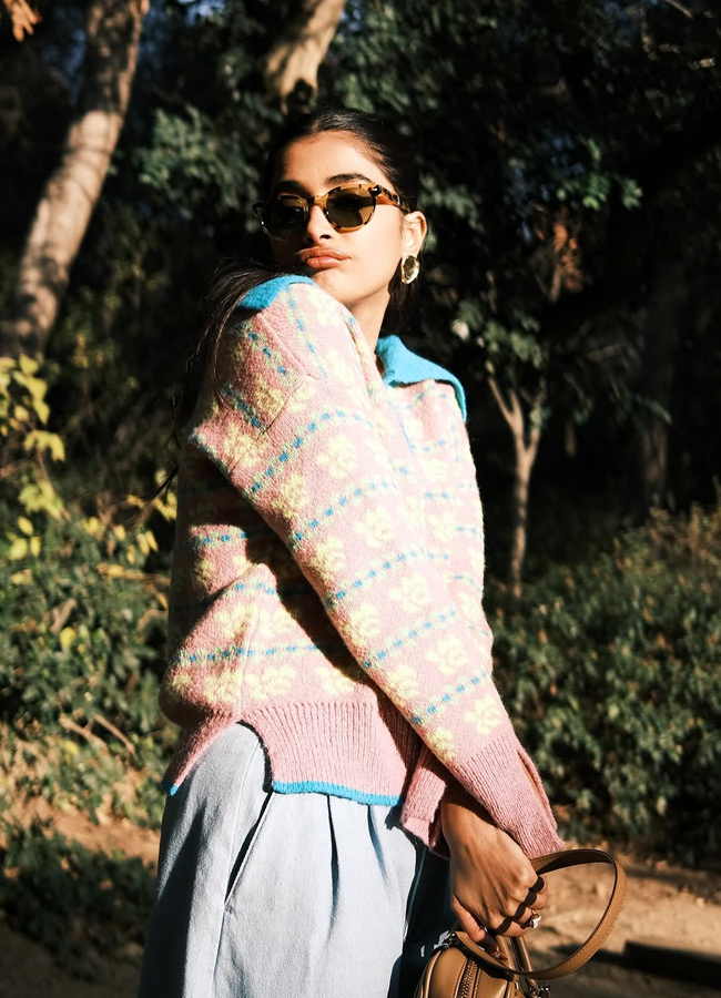 Pooja_20Hegde12.jpg 13