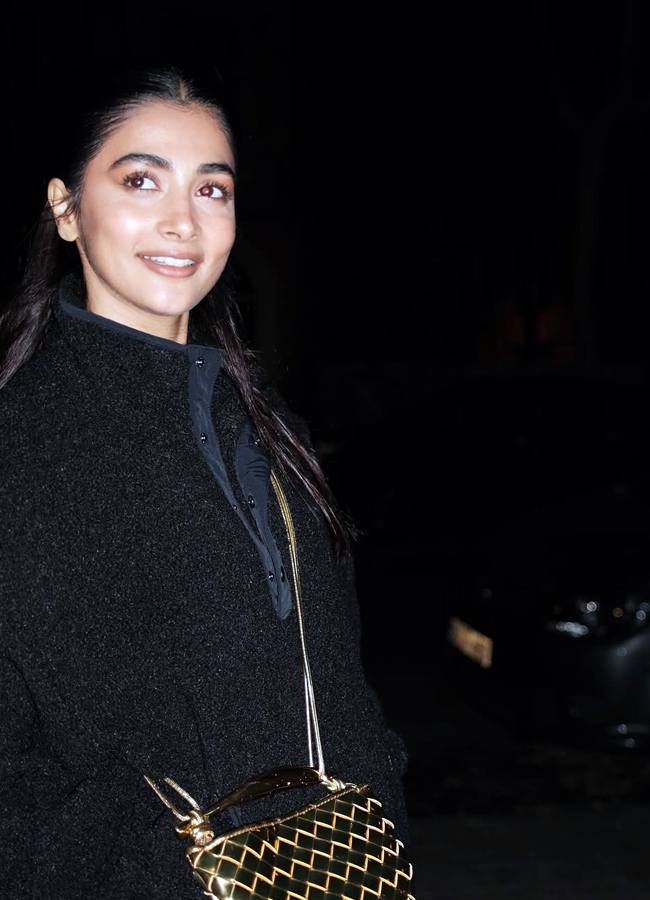 Pooja_20Hegde5.jpg 6