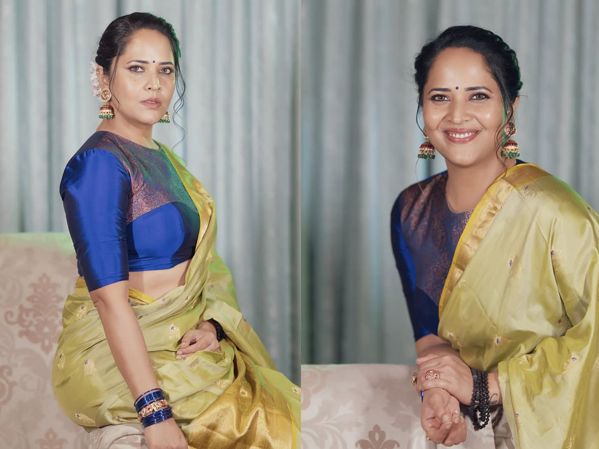Anasuya_20Bharadwaj_20Stunning_20Looks_20In_20Saree_20Photos_20_2814_29.jpg 1