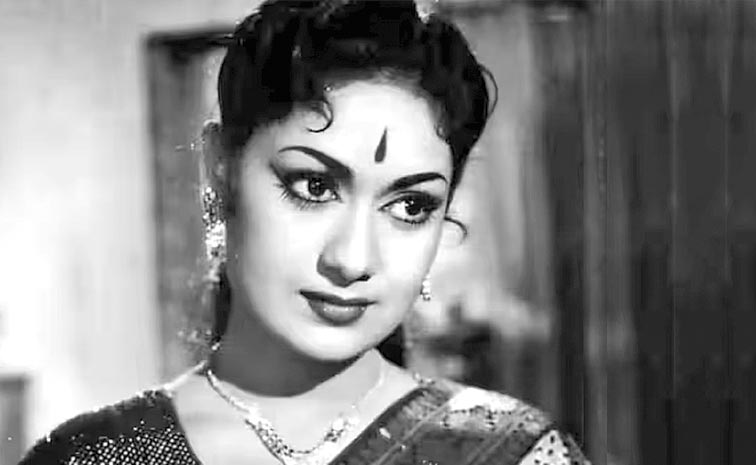savitri-07.jpg