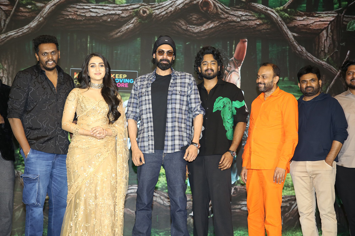 Roshan_20Kanakala_20Mowgli_20Movie_20Pre_20Release_20Event_20Photos__20_2810_29.jpg 10