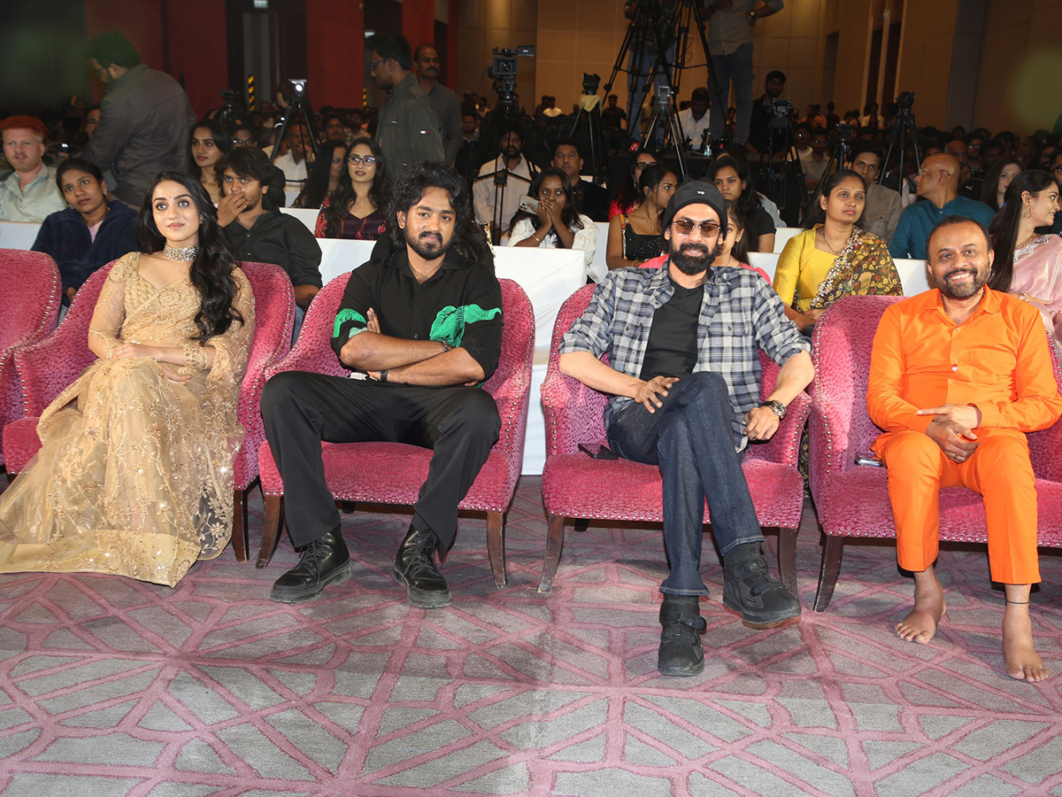 Roshan_20Kanakala_20Mowgli_20Movie_20Pre_20Release_20Event_20Photos__20_2817_29.jpg 17