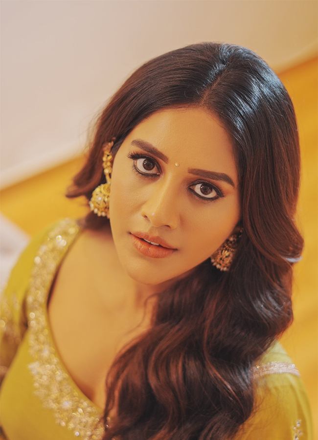 Tollywood_20Actress_20Nabha_20Natesh_20Birthday_20Special_20HD_20Pics__20_285_29.jpg 5