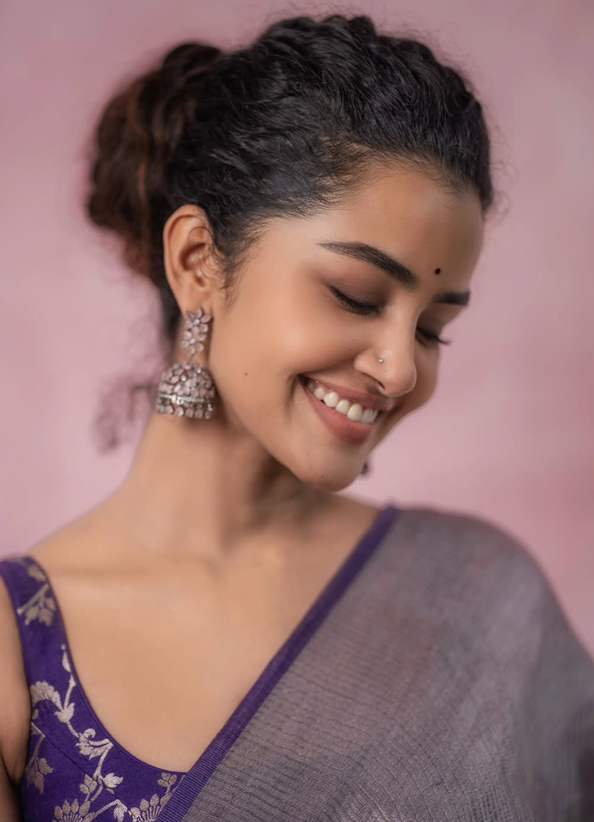 Anupamaparameswaran9.jpg 10