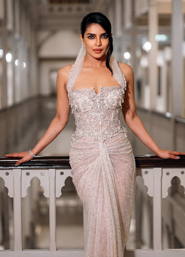Priyanka_20chopra8.jpg 9
