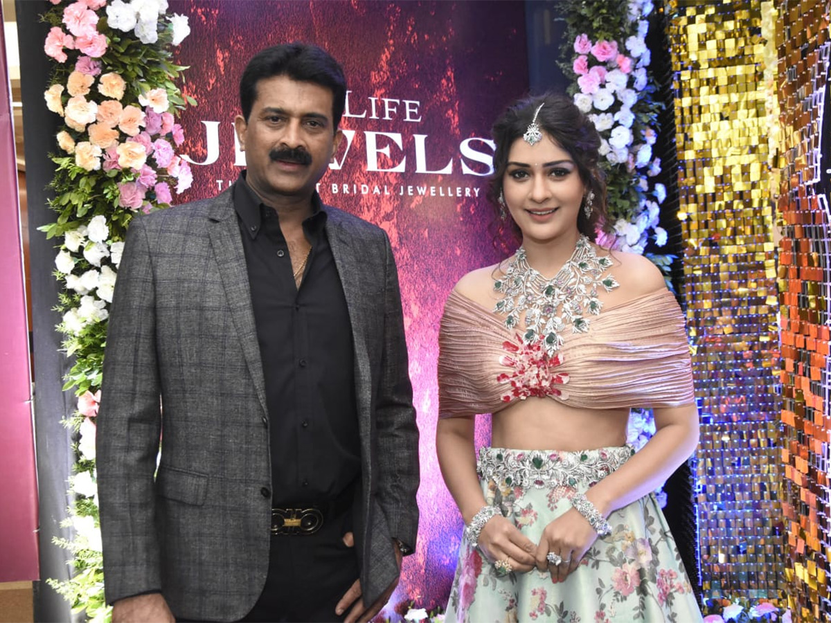 Actress_20Payal_20Rajput_20HiLife_20Jewels_20Exhibition_20Photos__20_2816_29.jpg 16