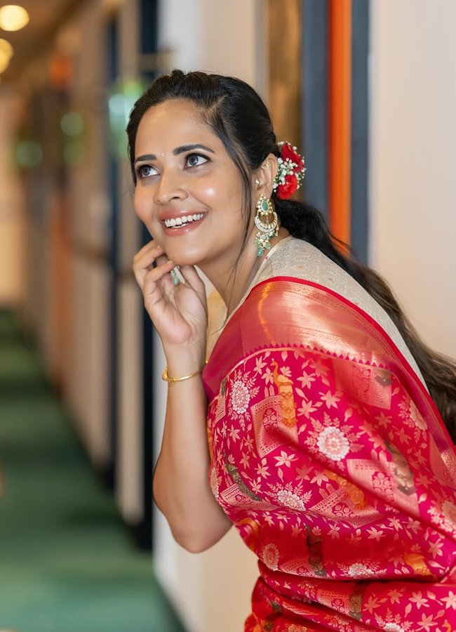 Anasuya10.jpg 11