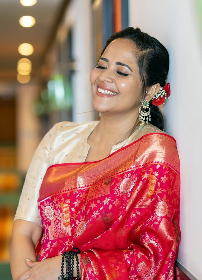 Anasuya11.jpg 12