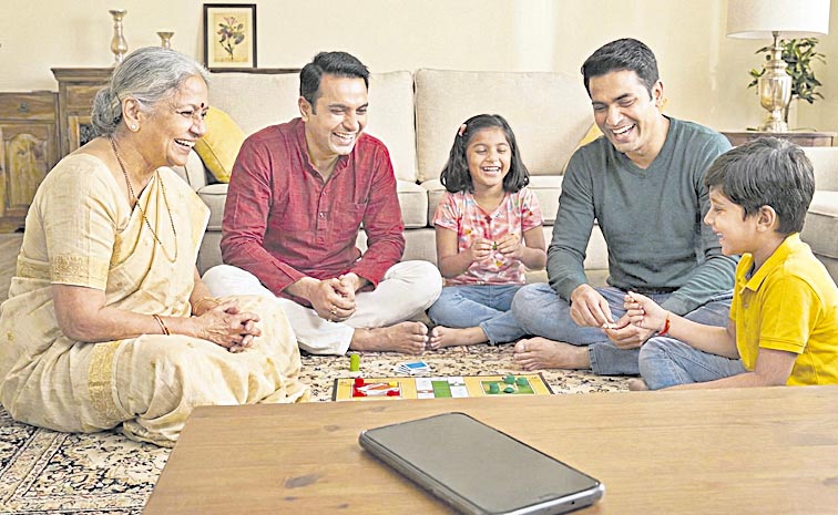 FAMILY-TIME.jpg