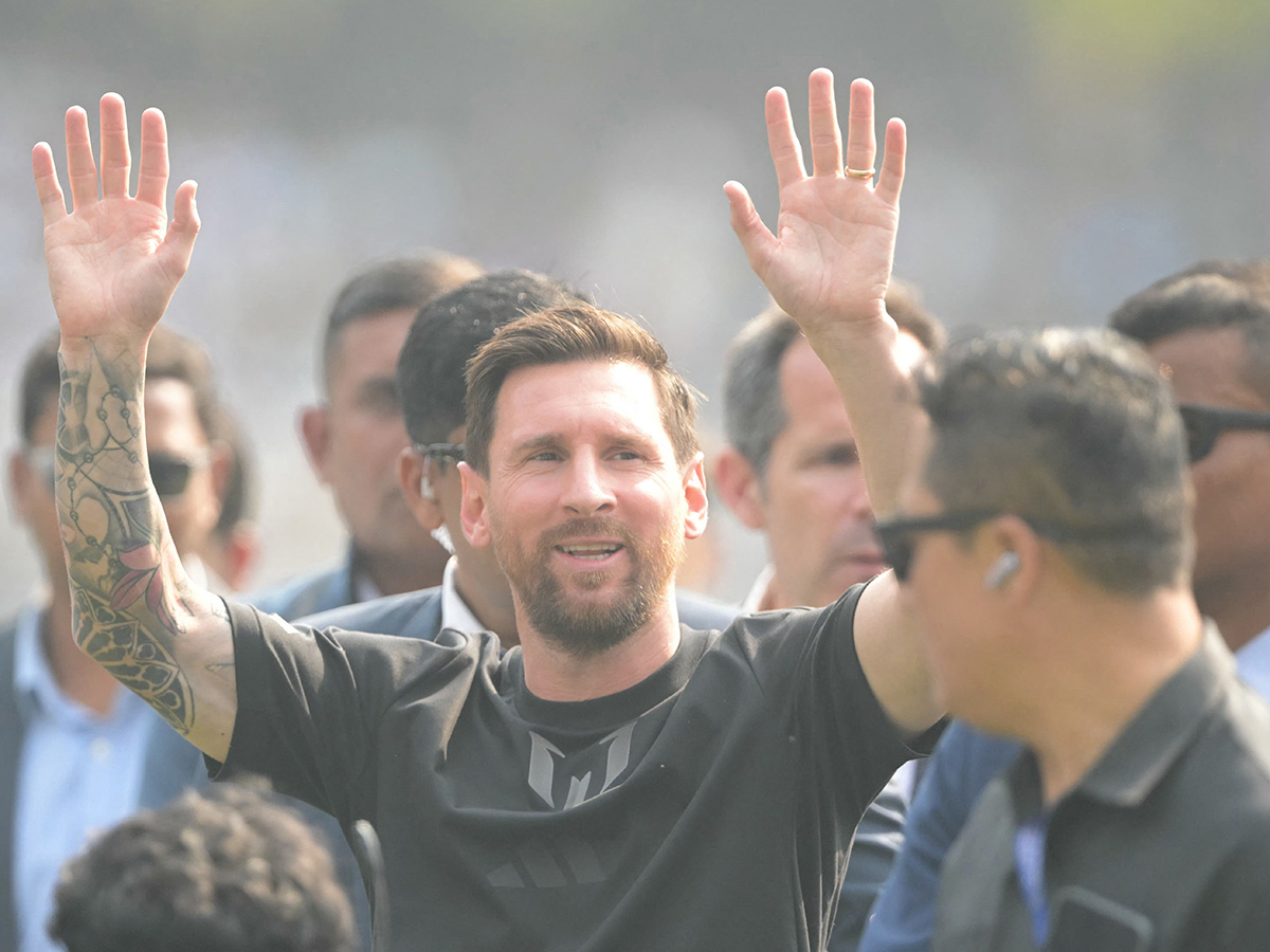 Lionel-Messi.jpg 21