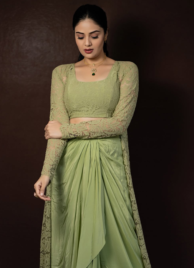SreeMukhi10.jpg 11