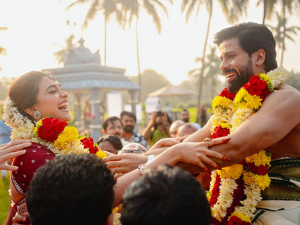Actress_20Keerthy_20Suresh_20Wedding_20Anniversary_20SPecial_20Photos_20_2811_29.jpg 11