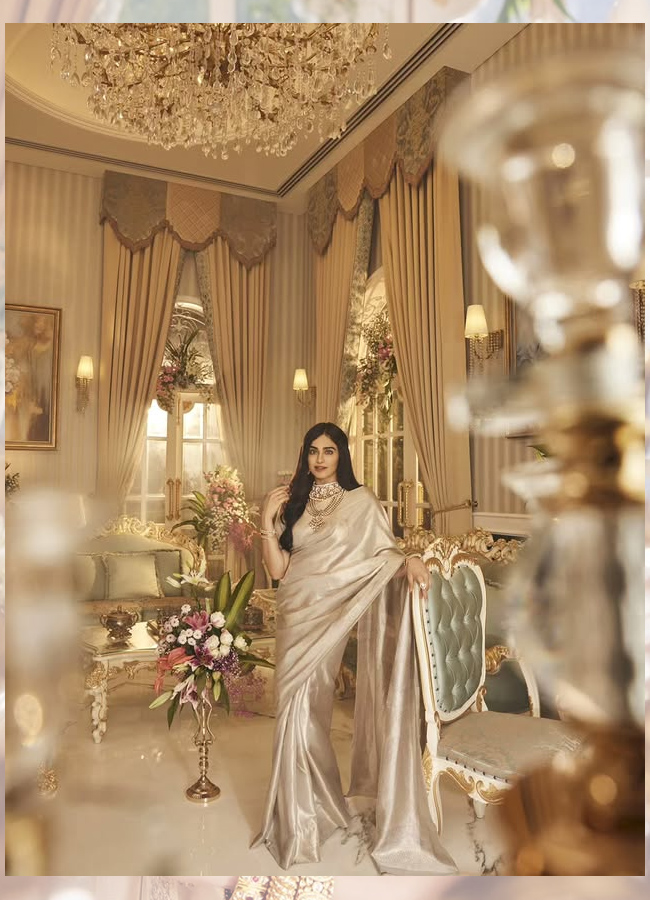 Adah_20sharma4.jpg 5