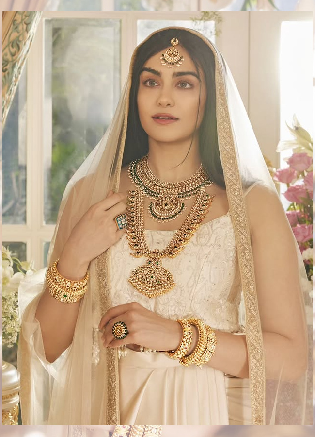 Adah_20sharma5.jpg 6