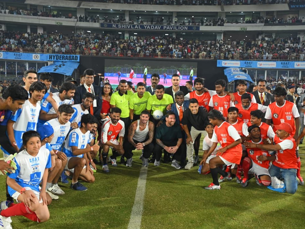Messi_20at_20Uppal18.jpg 19