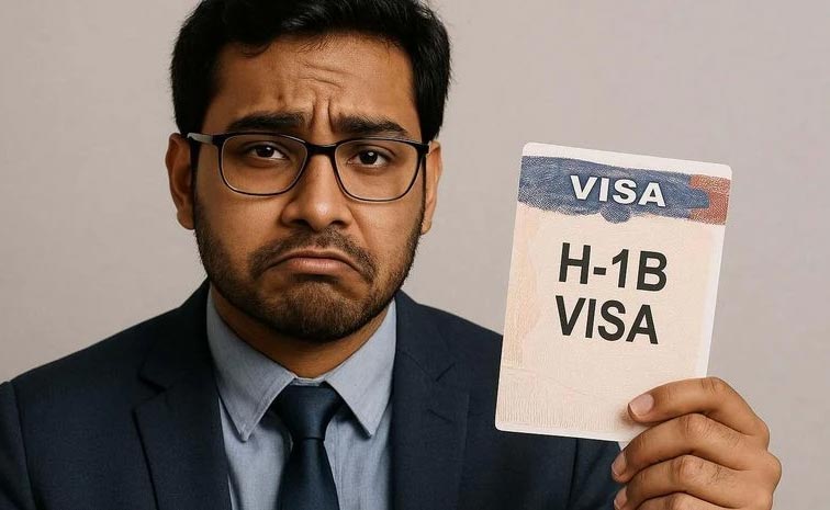 Indians_H1b_Visa_Social_Med.jpg