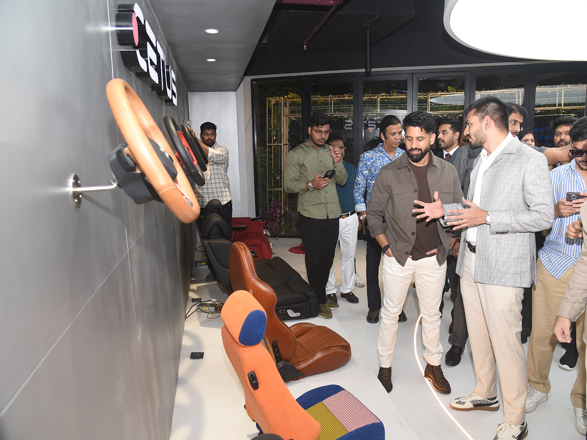 Naga_20Chaitanya_20at_20a_20luxury_20interior_20designer_20studio__20_282_29.jpg 2