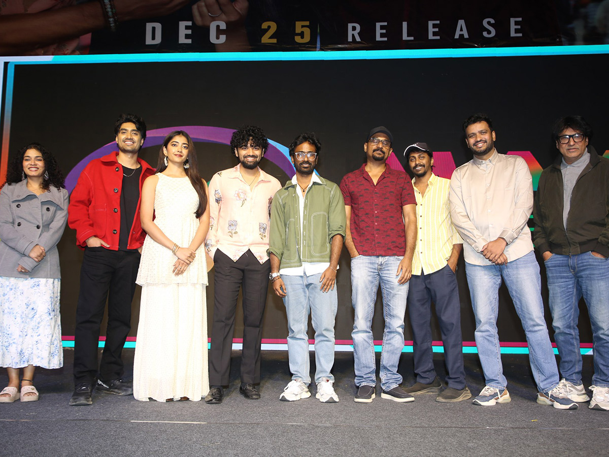 Patang_20Movie_20Trailer_20Launch_20Event_20Photos__20_285_29.jpg 5