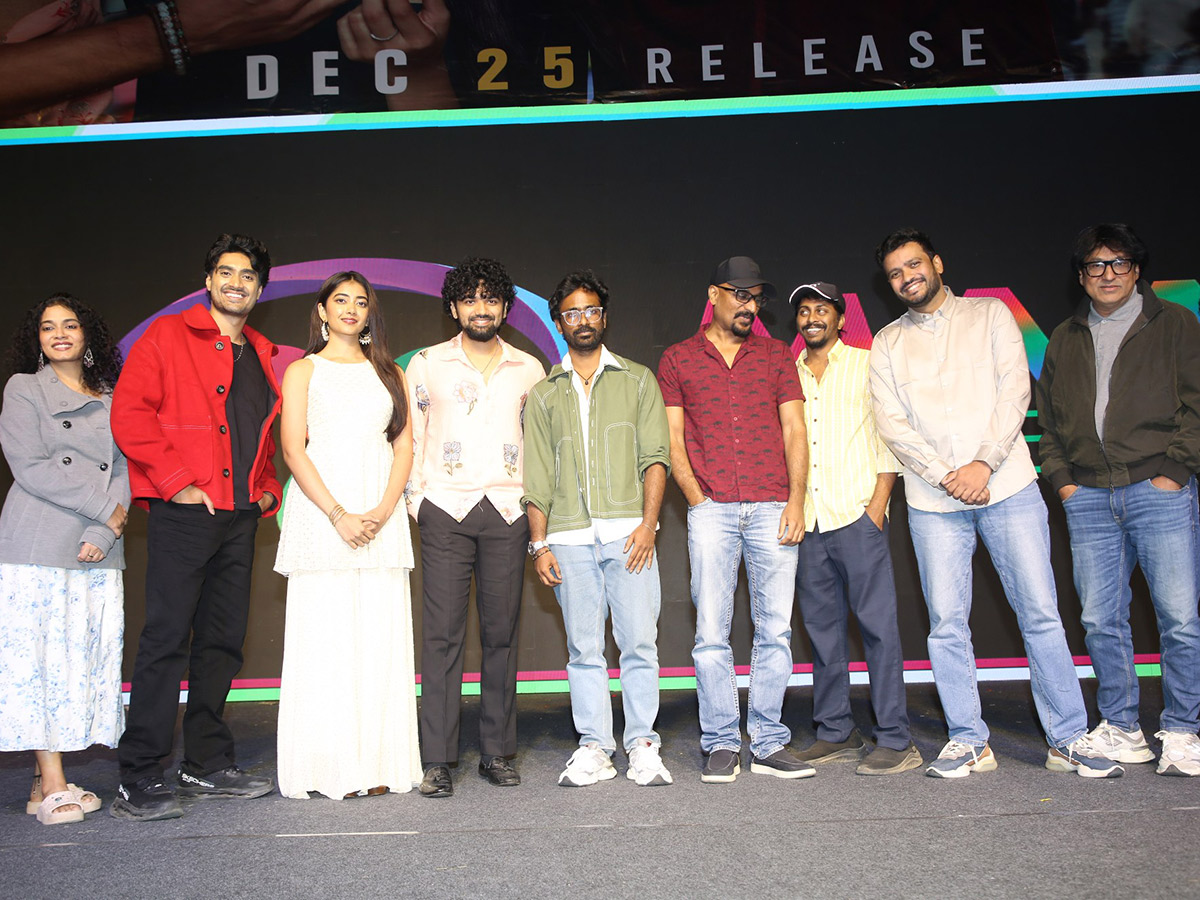Patang_20Movie_20Trailer_20Launch_20Event_20Photos__20_286_29.jpg 6