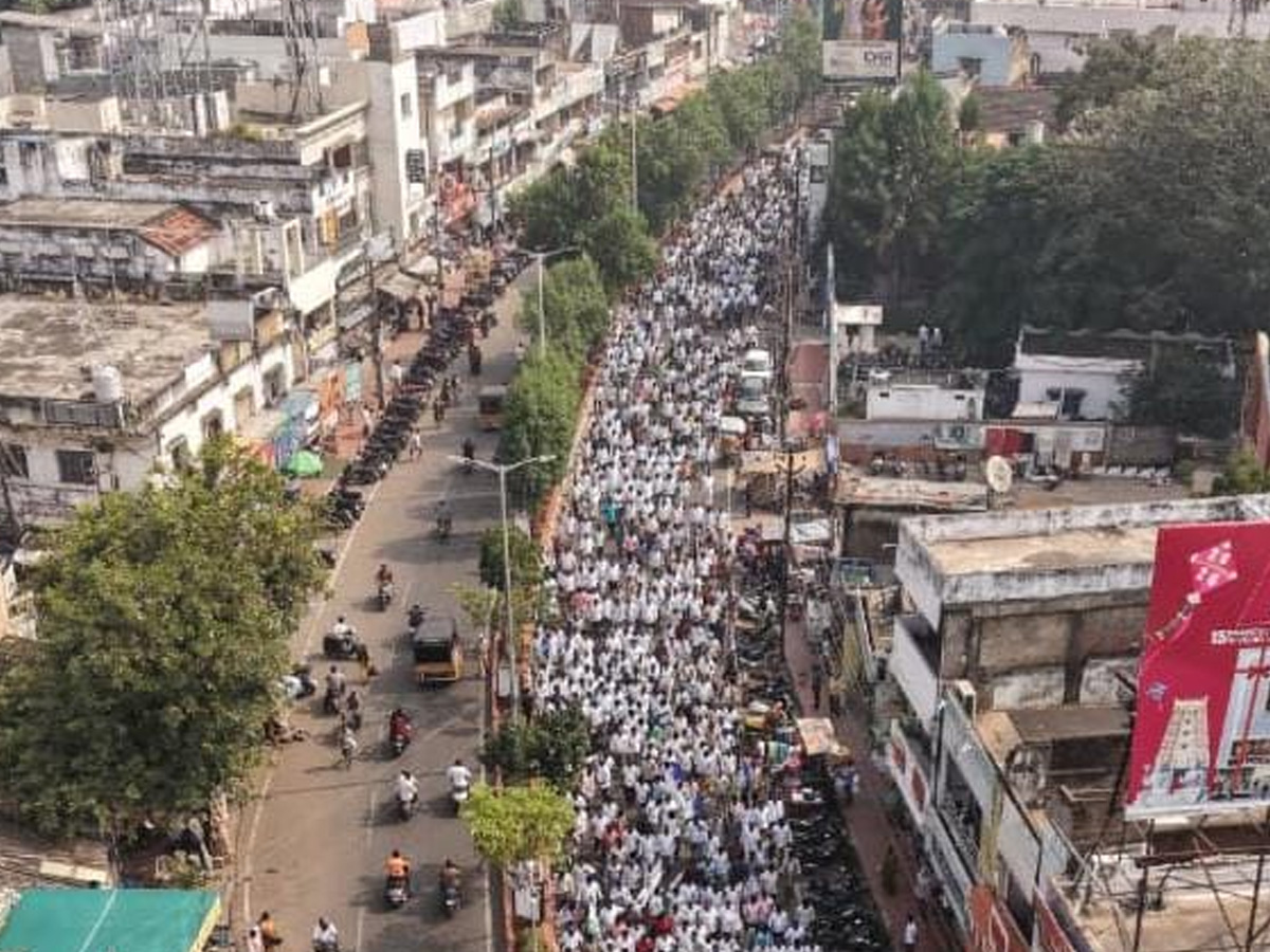 YSRCP_20rally4_0.jpg 23