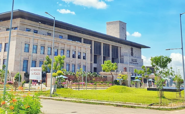 ap_20high_20court.jpg