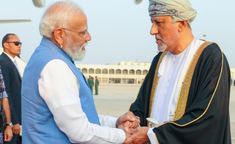 Modi-earring.jpg