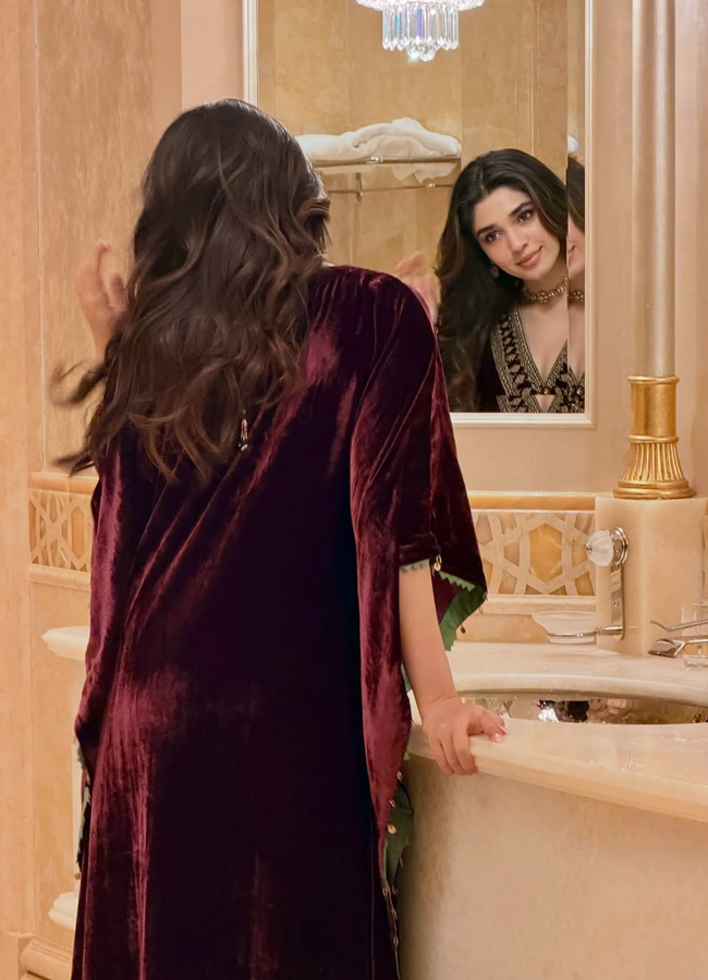 Krithi_20shetty11.jpg 12