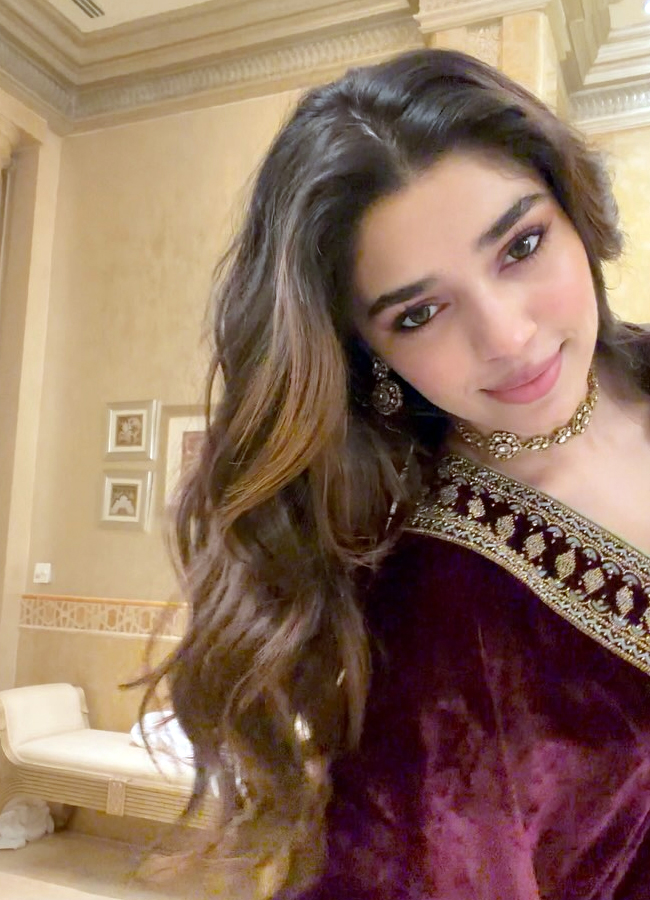 Krithi_20shetty4.jpg 5