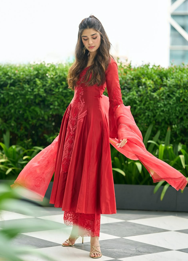 Krithi_20shetty7.jpg 8
