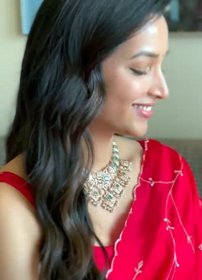 Srindhi_20shetty3.jpg 4