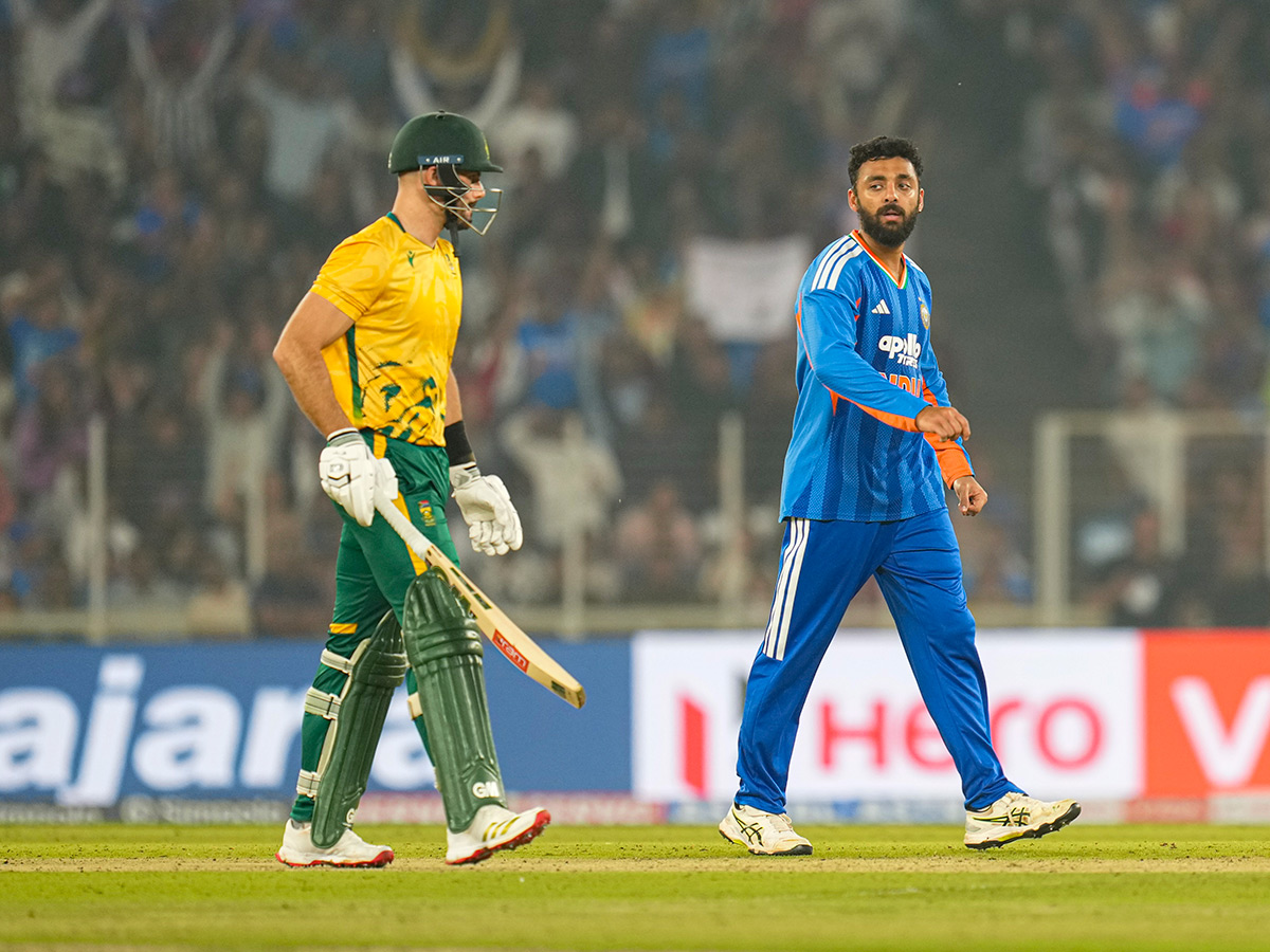 T20_20cricket_20match_20between_20India_20and_20South_20Africa_20in_20Ahmedabad__20_288_29.jpg 8
