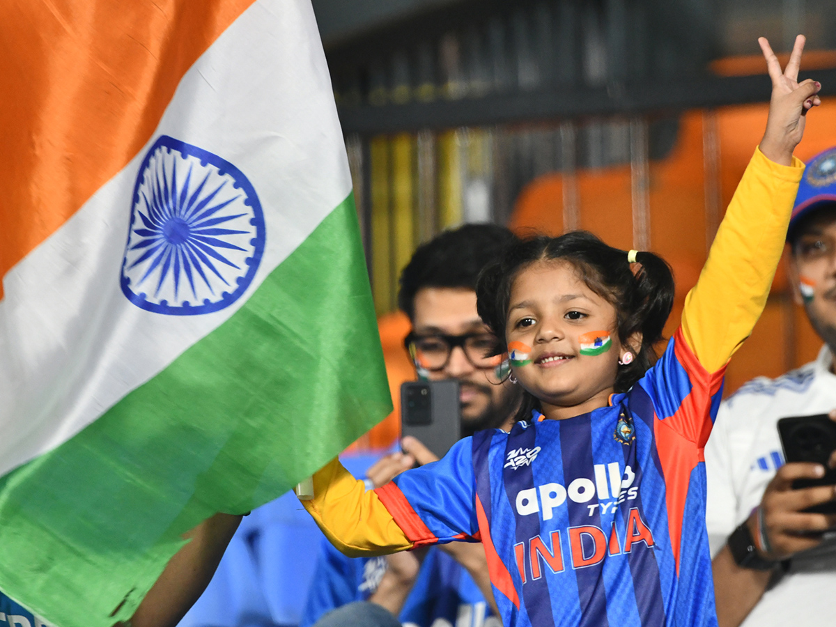 First_20Women_20T20I_20cricket_20match_20between_20India_20and_20Sri_20Lanka_20in_20Visakhapatnam__20_2819_29.jpg 19