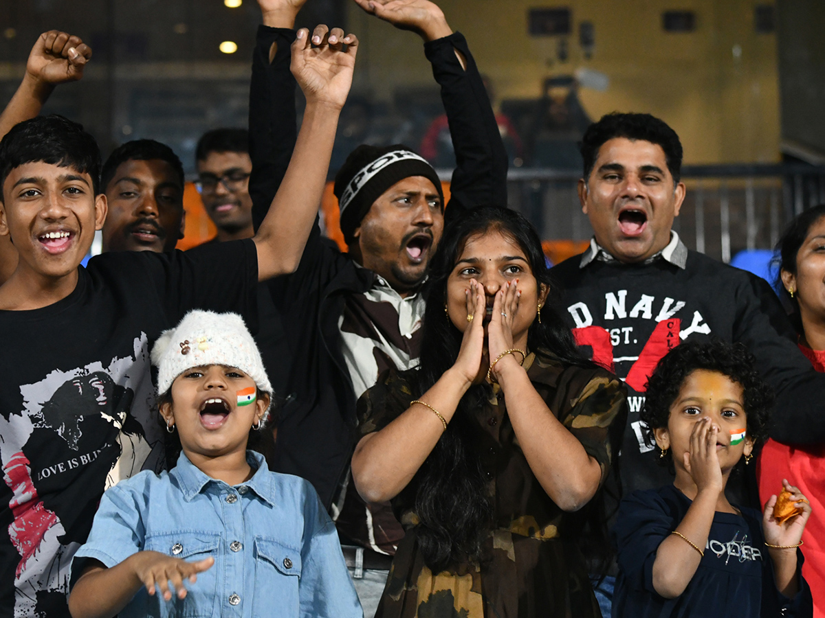 First_20Women_20T20I_20cricket_20match_20between_20India_20and_20Sri_20Lanka_20in_20Visakhapatnam__20_283_29.jpg 3