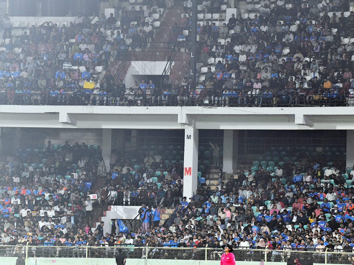 First_20Women_20T20I_20cricket_20match_20between_20India_20and_20Sri_20Lanka_20in_20Visakhapatnam__20_287_29.jpg 7